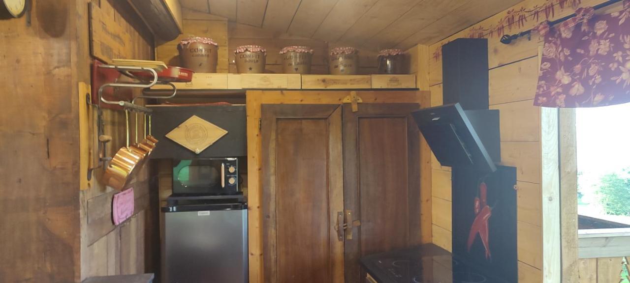 Domaine Le Lanis "Cabane De Pauline" Saint-Girons  Eksteriør billede